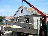 Доставка и разгрузка манипулятором